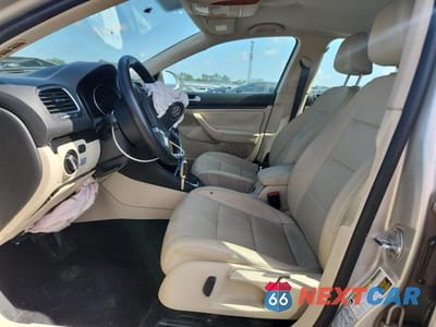 Zdjęcie 7 z 12 samochodu: 2014 VOLKSWAGEN JETTA TDI VIN:3VWPL7AJ2EM605841 - miniatura