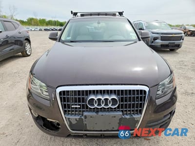 Piąte zdjęcie samochodu w środku: 2012 AUDI Q5 PREMIUM PLUS VIN:WA1LFAFP7CA022964 - miniatura