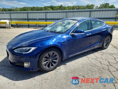 2018 TESLA MODEL S 5YJSA1E20JF243493 - główne zdjęcie licytacji z USA - miniatura