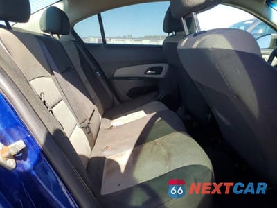 Zdjęcie 10 z 12 samochodu: 2012 CHEVROLET CRUZE LS VIN:1G1PC5SH4C7240632 - miniatura