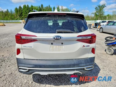 Zdjęcie 6 z 13 samochodu: 2021 KIA SELTOS S VIN:KNDEUCA28M7134943 - miniatura
