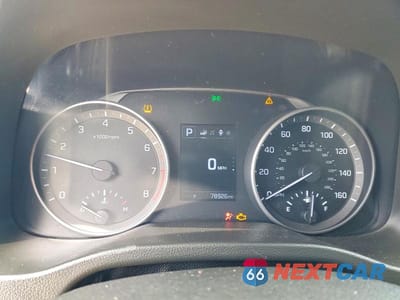 Zdjęcie 9 z 14 samochodu: 2017 HYUNDAI ELANTRA VALUE EDITION VIN:5NPD84LF4HH119315 - miniatura