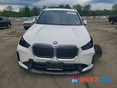 Piąte zdjęcie samochodu w środku: 2023 BMW X1 XDRIVE28I VIN:WBX73EF0XP5X28290 - miniatura