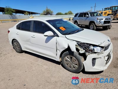 Czwarte zdjęcie samochodu z boku: 2019 KIA RIO VIN:3KPA24ABXKE233769 - miniatura