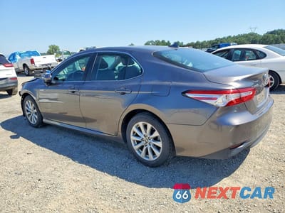 Drugie zdjęcie samochodu z przodu: 2020 TOYOTA CAMRY LE VIN:4T1C11AK9LU986668 - miniatura