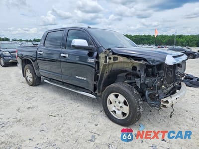 Czwarte zdjęcie samochodu z boku: 2014 TOYOTA TUNDRA CREWMAX LIMITED VIN:5TFHY5F19EX403417 - miniatura