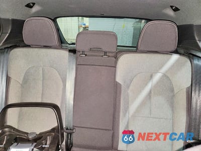 Zdjęcie 10 z 13 samochodu: 2024 VOLVO XC40 CORE VIN:YV4L12UK3R2238022 - miniatura