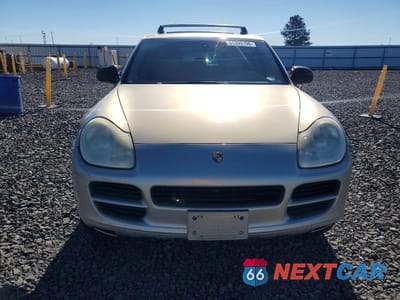Piąte zdjęcie samochodu w środku: 2005 PORSCHE CAYENNE VIN:WP1AA29P35LA22169 - miniatura