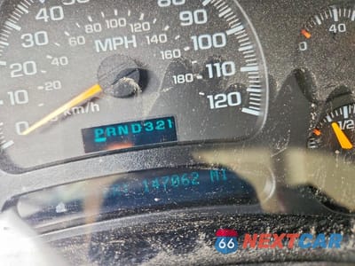 Zdjęcie 9 z 13 samochodu: 2004 CHEVROLET SILVERADO K1500 VIN:2GCEK19T141285353 - miniatura