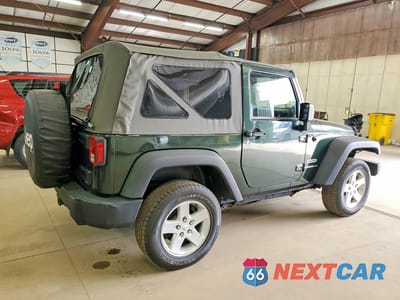 Trzecie zdjęcie samochodu z tyłu: 2010 JEEP WRANGLER SPORT VIN:1J4AA2D11AL196699 - miniatura