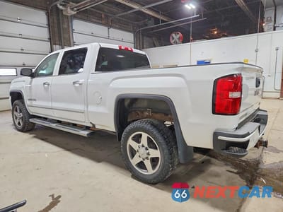 Drugie zdjęcie samochodu z przodu: 2016 GMC SIERRA K2500 SLT VIN:1GT12TE82GF162900 - miniatura