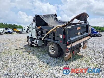 Trzecie zdjęcie samochodu z tyłu: 2026 MACK MD DUMP TRUCK VIN:1M2MDBAA8TS078636 - miniatura