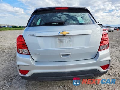 Zdjęcie 6 z 13 samochodu: 2018 CHEVROLET TRAX LS VIN:3GNCJKSB0JL293933 - miniatura