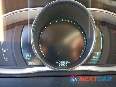 Zdjęcie 9 z 12 samochodu: 2014 VOLVO S60 T5 VIN:YV1612FS4E1299127 - miniatura