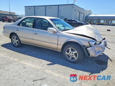 Czwarte zdjęcie samochodu z boku: 1997 TOYOTA CAMRY LE V6 VIN:JT2BF22K8V0067771 - miniatura