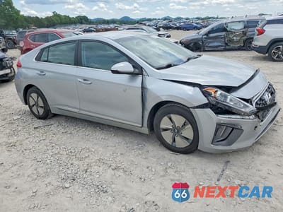 Czwarte zdjęcie samochodu z boku: 2022 HYUNDAI IONIQ SE VIN:KMHC75LC8NU278927 - miniatura