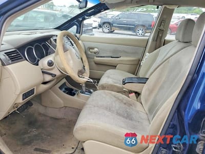 Zdjęcie 7 z 12 samochodu: 2008 NISSAN VERSA VIN:3N1BC11E68L371018 - miniatura