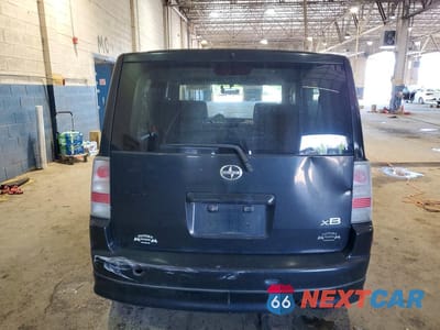 Zdjęcie 6 z 13 samochodu: 2006 TOYOTA SCION XB VIN:JTLKT324064117228 - miniatura