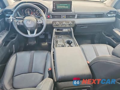Zdjęcie 8 z 13 samochodu: 2025 HONDA PILOT TOURING VIN:5FNYG1H7XSB119135 - miniatura