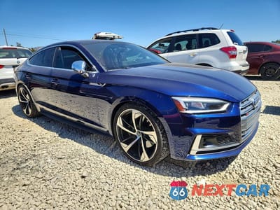 Czwarte zdjęcie samochodu z boku: 2019 AUDI S5 PRESTIGE VIN:WAUC4CF56KA074572 - miniatura