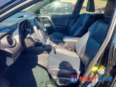 Zdjęcie 7 z 13 samochodu: 2017 TOYOTA RAV4 SE VIN:2T3JFREV1HW593502 - miniatura