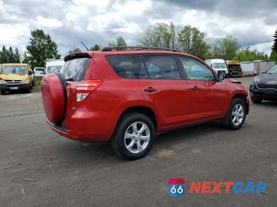 Trzecie zdjęcie samochodu z tyłu: 2010 TOYOTA RAV4 BASE VIN:JTMBF4DV3AD022136 - miniatura
