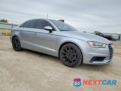 Czwarte zdjęcie samochodu z boku: 2015 AUDI A3 PREMIUM PLUS VIN:WAUCJGFF6F1052179 - miniatura