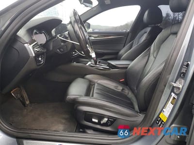 Zdjęcie 7 z 13 samochodu: 2018 BMW 530 XI VIN:WBAJA7C59JG909216 - miniatura