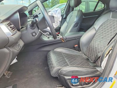 Zdjęcie 7 z 12 samochodu: 2019 GENESIS G70 3.3T ADVANCED VIN:KMTG34LE2KU015620 - miniatura