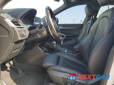 Zdjęcie 7 z 13 samochodu: 2018 BMW X1 SDRIVE28I VIN:WBXHU7C39J5H39769 - miniatura