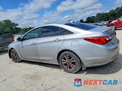Drugie zdjęcie samochodu z przodu: 2012 HYUNDAI SONATA GLS VIN:5NPEB4AC5CH467809 - miniatura