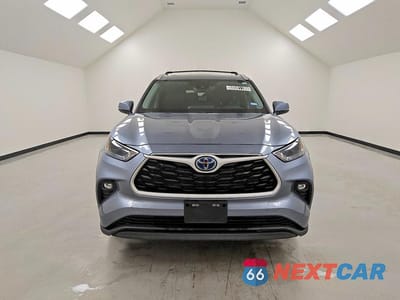 Piąte zdjęcie samochodu w środku: 2024 TOYOTA HIGHLANDER HYBRID XLE VIN:5TDKARAH2RS530379 - miniatura
