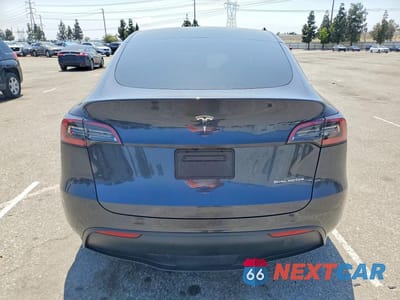 Zdjęcie 6 z 12 samochodu: 2024 TESLA MODEL Y VIN:7SAYGDEE5RA245997 - miniatura