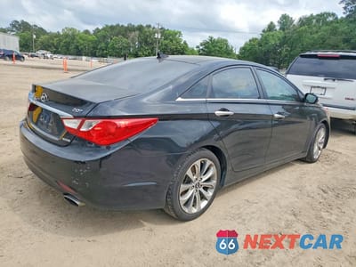 Trzecie zdjęcie samochodu z tyłu: 2013 HYUNDAI SONATA LIMITED 2.0T VIN:5NPEC4ABXDH504388 - miniatura
