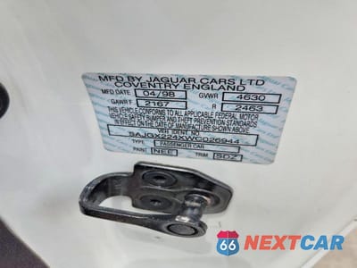 Zdjęcie 12 z 12 samochodu: 1998 JAGUAR XK8 VIN:SAJGX224XWC026944 - miniatura