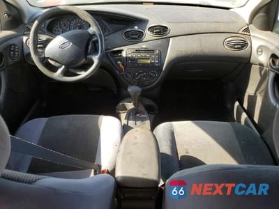 Zdjęcie 8 z 12 samochodu: 2002 FORD FOCUS VIN:1FAFP34362W154388 - miniatura