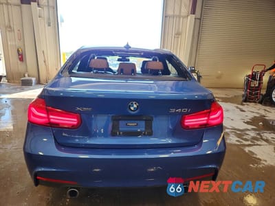 Zdjęcie 6 z 13 samochodu: 2016 BMW 340 XI VIN:WBA8B7C57GK702616 - miniatura