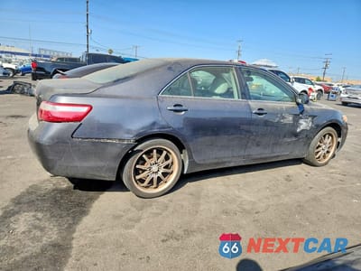 Trzecie zdjęcie samochodu z tyłu: 2007 TOYOTA CAMRY XLE VIN:4T1BE46KX7U622341 - miniatura