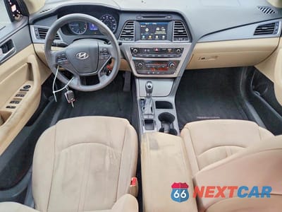 Zdjęcie 8 z 12 samochodu: 2016 HYUNDAI SONATA ECO VIN:5NPE24AA4GH415138 - miniatura
