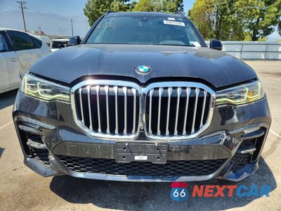 Piąte zdjęcie samochodu w środku: 2020 BMW X7 XDRIVE40I VIN:5UXCW2C00L9A00911 - miniatura