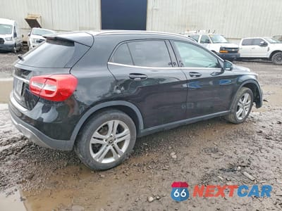 Trzecie zdjęcie samochodu z tyłu: 2018 MERCEDES-BENZ GLA 250 4MATIC VIN:WDCTG4GB5JJ482686 - miniatura