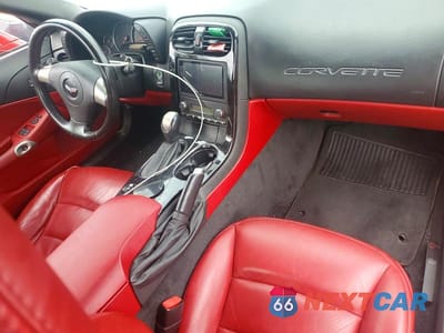 Zdjęcie 8 z 12 samochodu: 2008 CHEVROLET CORVETTE VIN:1G1YY36W285132399 - miniatura