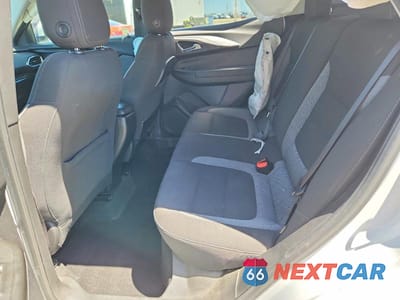 Zdjęcie 10 z 12 samochodu: 2022 CHEVROLET TRAILBLAZER LT VIN:KL79MPSL7NB015583 - miniatura