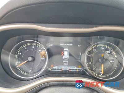 Zdjęcie 9 z 13 samochodu: 2016 JEEP CHEROKEE LIMITED VIN:1C4PJMDB6GW235010 - miniatura