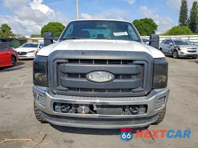 Piąte zdjęcie samochodu w środku: 2013 FORD F350 SUPER DUTY VIN:1FT8W3BT6DEA38271 - miniatura