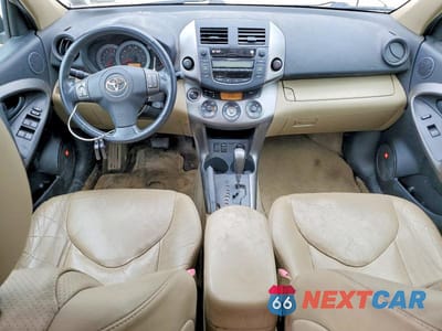 Zdjęcie 8 z 13 samochodu: 2009 TOYOTA RAV4 LIMITED VIN:JTMBF31V095013267 - miniatura