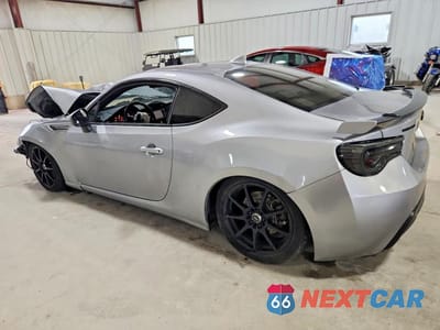 Drugie zdjęcie samochodu z przodu: 2018 SUBARU BRZ 2.0 LIMITED VIN:JF1ZCAC1XJ8601403 - miniatura