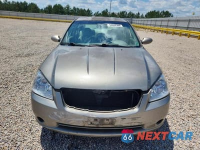 Piąte zdjęcie samochodu w środku: 2005 NISSAN ALTIMA VIN:1N4AL11D25N442054 - miniatura
