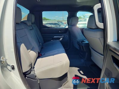 Zdjęcie 10 z 13 samochodu: 2026 TOYOTA TUNDRA CREWMAX SR5 VIN:5TFLA5EC8TX051414 - miniatura
