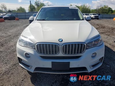 Piąte zdjęcie samochodu w środku: 2016 BMW X5 XDR40E VIN:5UXKT0C57G0S77051 - miniatura
